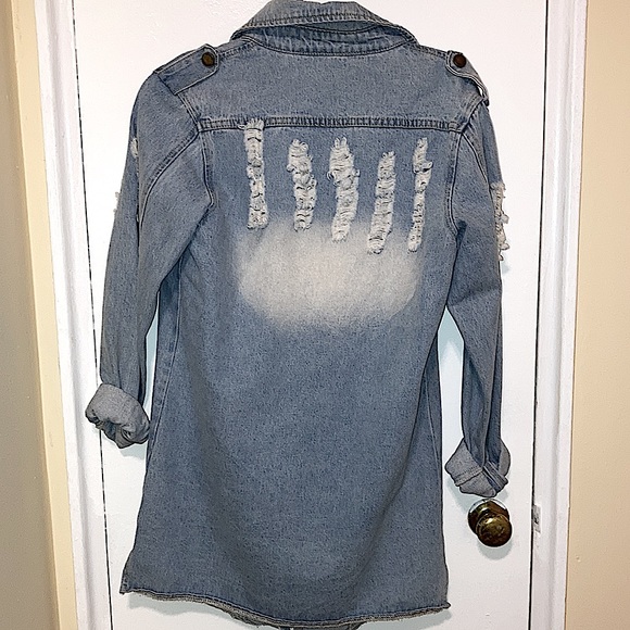 Oversized Jean Jacket - Picture 4 of 5